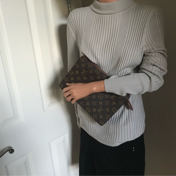 Excellent Louis Vuitton Monogram Pochette Homme Clutch - Picture 7 of 17